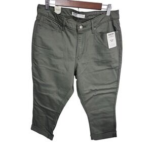 Signature Levi Strauss Capri Pants Olive‎ Green Stretch Mid Rise Women's 14 W32